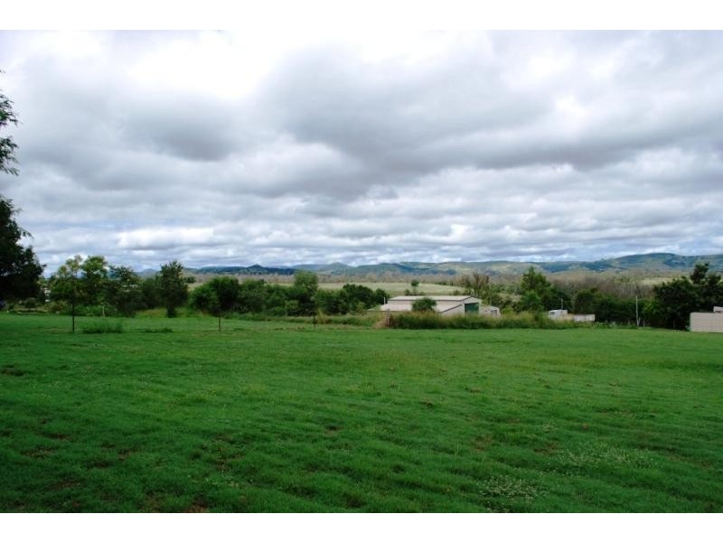 15 Mallard Court, Laidley Heights QLD 4341
