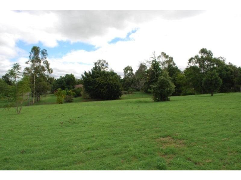 15 Mallard Court, Laidley Heights QLD 4341