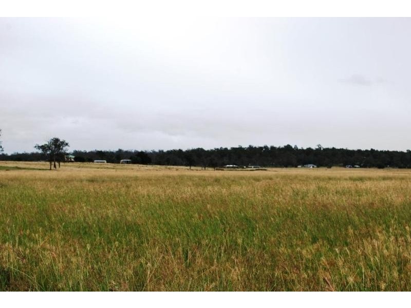 49 Woolshed Creek Rd, Hatton Vale QLD 4341