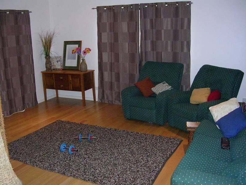 8 HOLMES AVENUE, Sarina QLD 4737