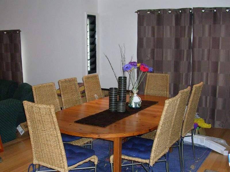 8 HOLMES AVENUE, Sarina QLD 4737