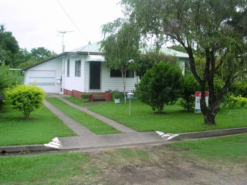 13 DOUGLAS STREET, West Mackay QLD 4740