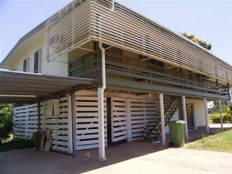 14 GORDON TERRACE, Moranbah QLD 4744