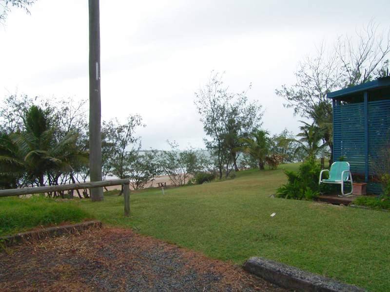 42 RASMUSSEN AVENUE, Hay Point QLD 4740
