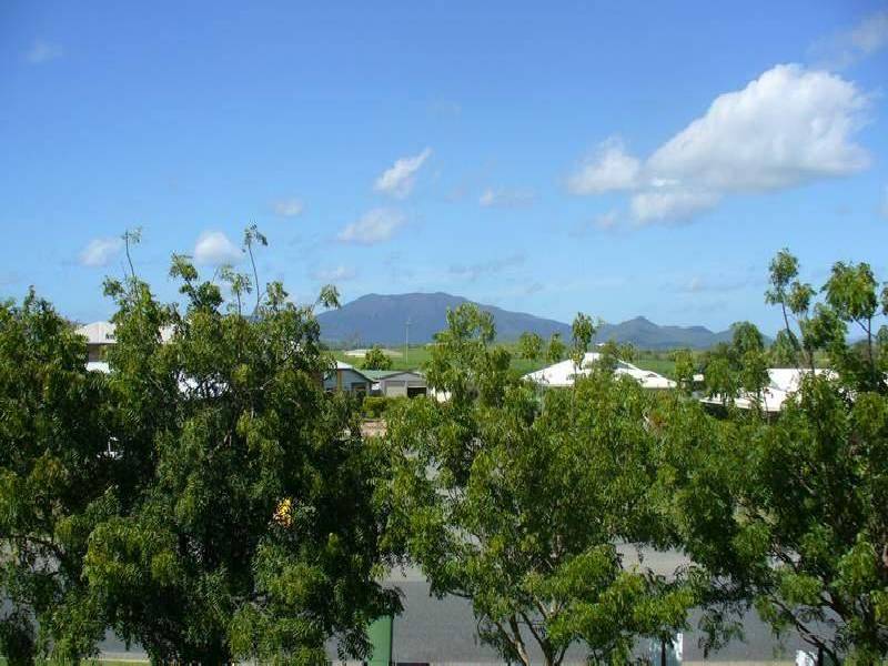 56 ELIZABETH STREET, Mirani QLD 4754