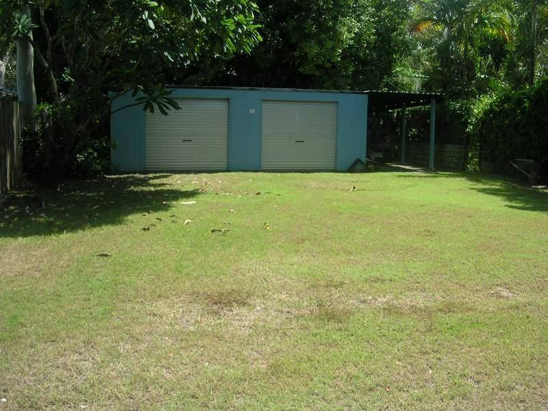 2 GRAHAM CRESCENT, Eimeo QLD 4740