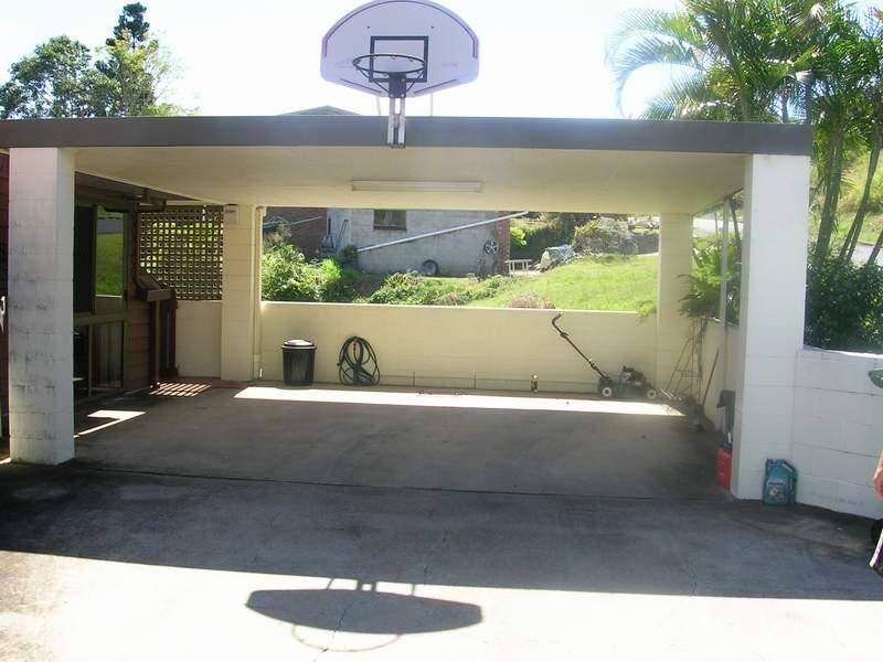 21 CAPTAIN BLACKWOOD DRIVE, Sarina Beach QLD 4737