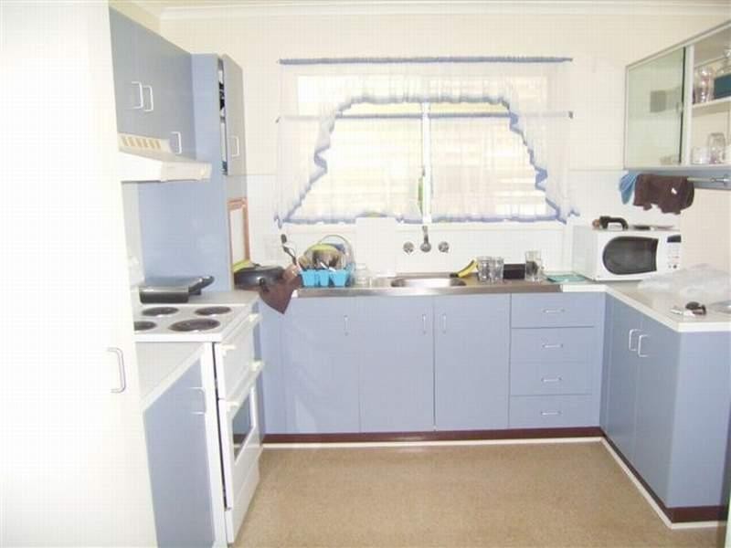 7 MAITLAND STREET, Moranbah QLD 4744