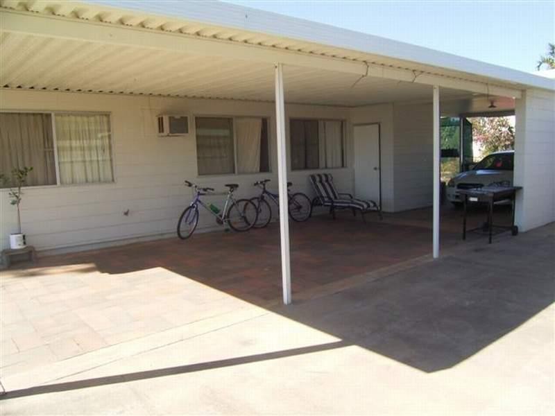 7 MAITLAND STREET, Moranbah QLD 4744
