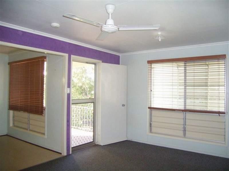 17 BELYANDO AVENUE, Moranbah QLD 4744
