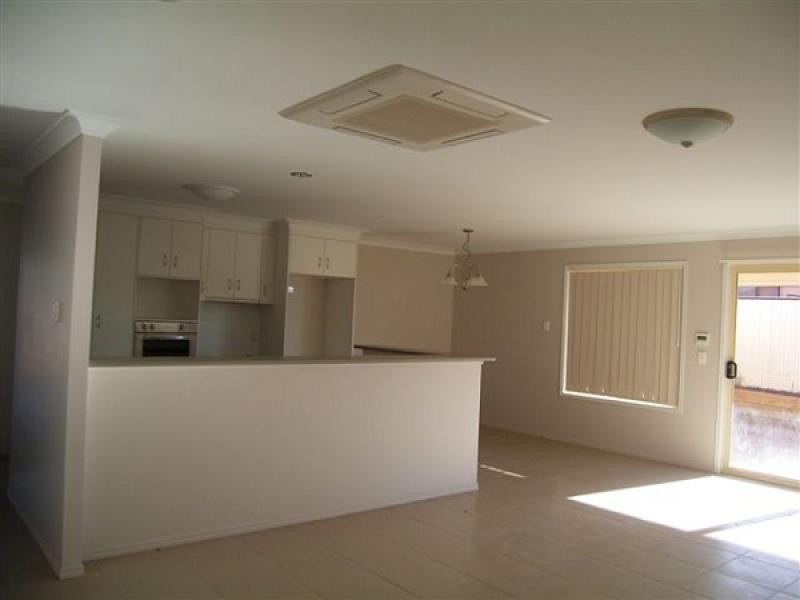 21 MAITLAND STREET, Moranbah QLD 4744