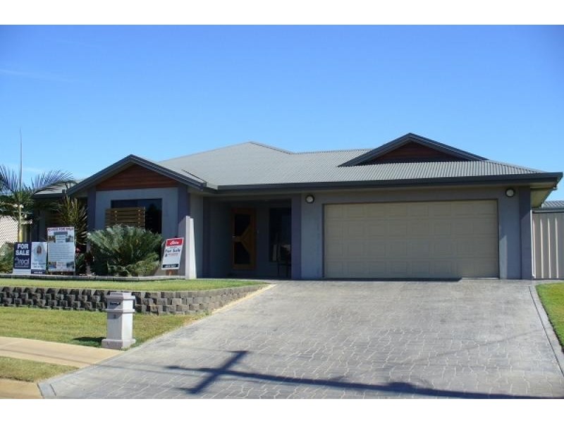 3 NONETTE STREET, Moranbah QLD 4744
