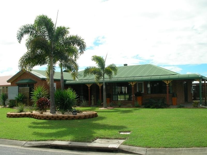 1 LOCKERBIE STREET, Beaconsfield QLD 4740