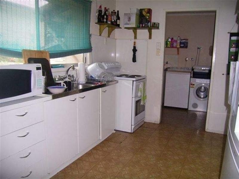 44 ARCHER DRIVE, Moranbah QLD 4744