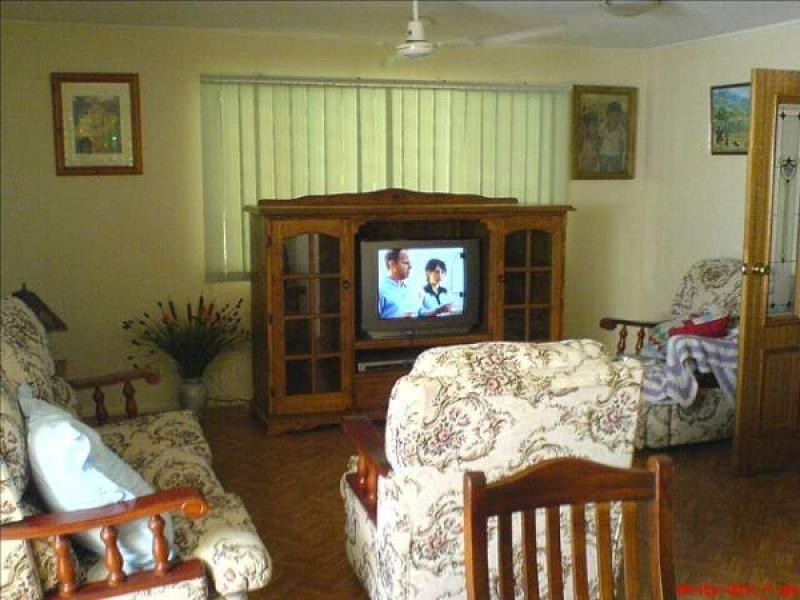 16 MACKENZIE DRIVE, Moranbah QLD 4744