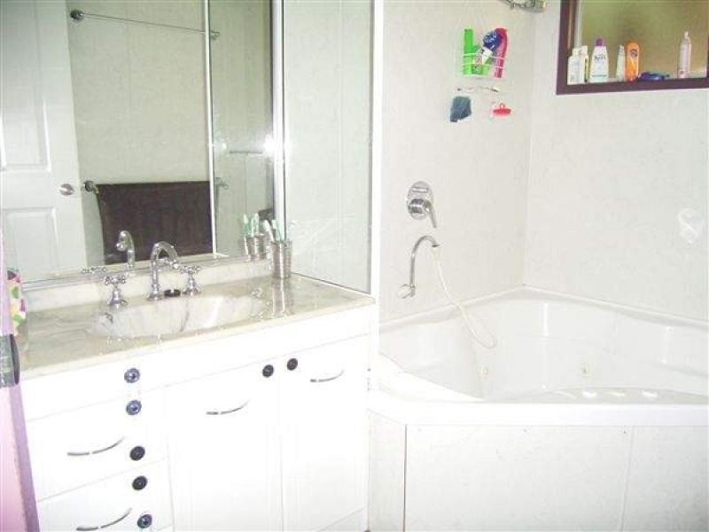 6 BOWEN COURT, Moranbah QLD 4744
