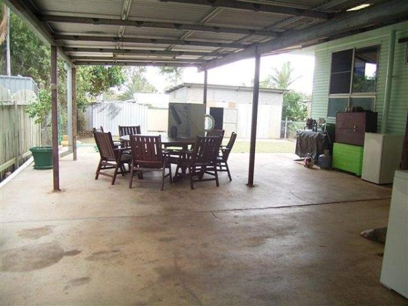 6 BOWEN COURT, Moranbah QLD 4744