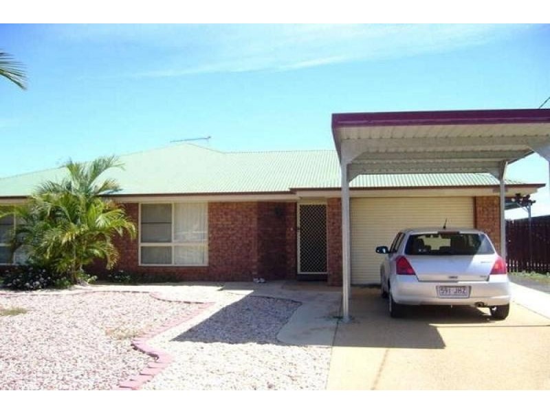 5 Maitland Street, Moranbah QLD 4744