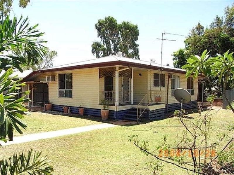 40 Leichhardt Drive, Moranbah QLD 4744