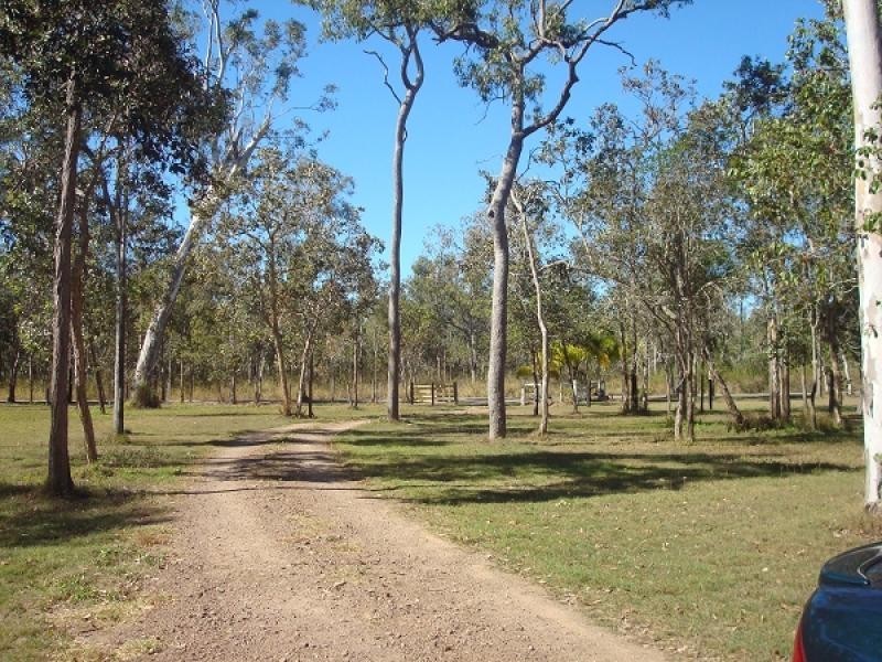 3016 Mackay Eungella Road, Mirani QLD 4754