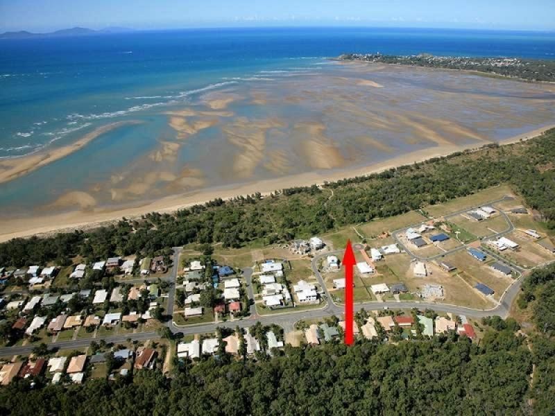 21 Seafarer Court, Blacks Beach QLD 4740