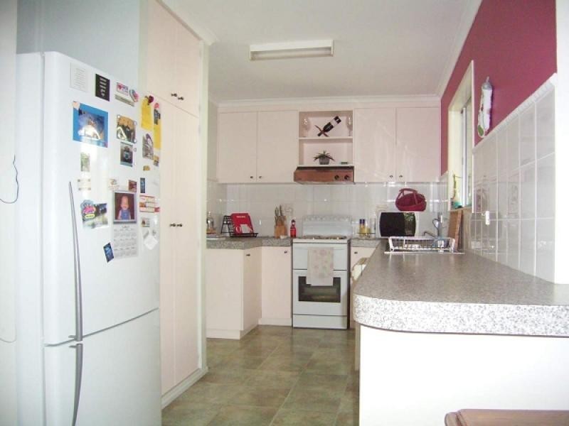 6 TASMAN COURT, Andergrove QLD 4740