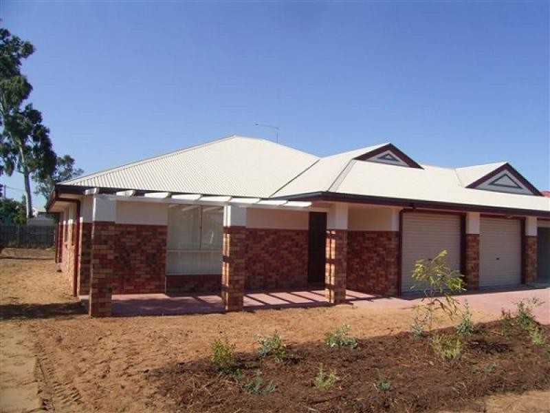 56 CLEMENTS STREET, Moranbah QLD 4744