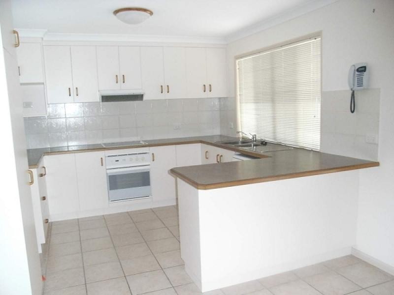 21 WHITNEY STREET, Andergrove QLD 4740