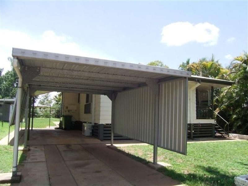 7 BARCOO DRIVE, Moranbah QLD 4744