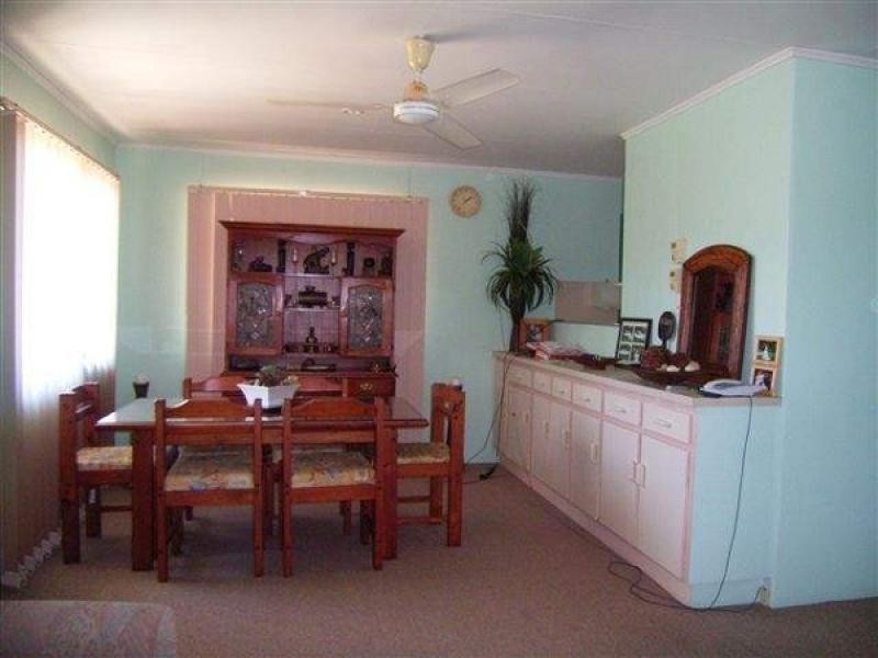 2 Harris Court, Moranbah QLD 4744