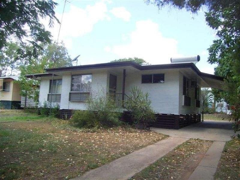 18 Herbert Court, Moranbah QLD 4744