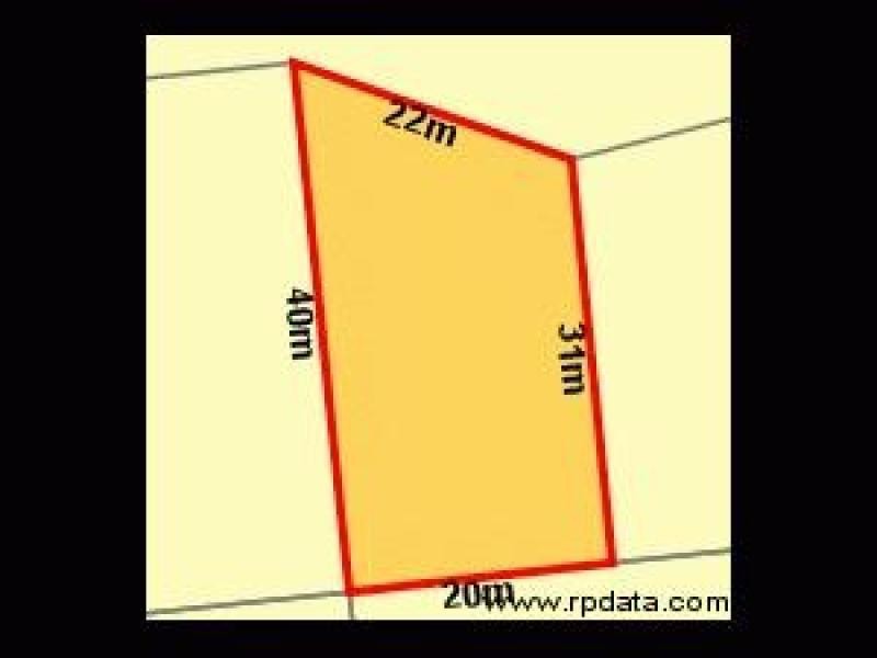 18 Herbert Court, Moranbah QLD 4744