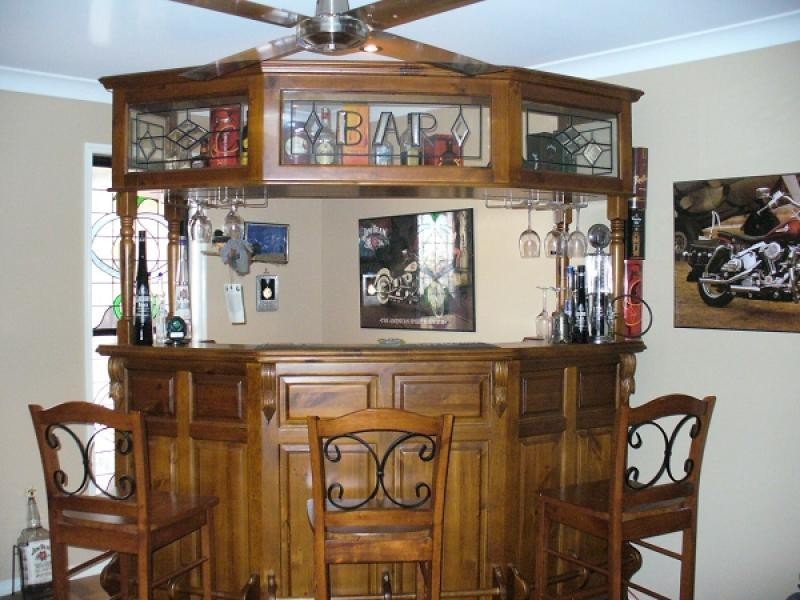 17 Maitland Street, Moranbah QLD 4744