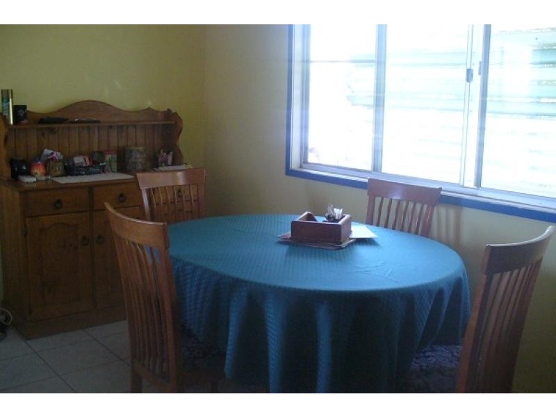 27 Flight Drive, Moranbah QLD 4744