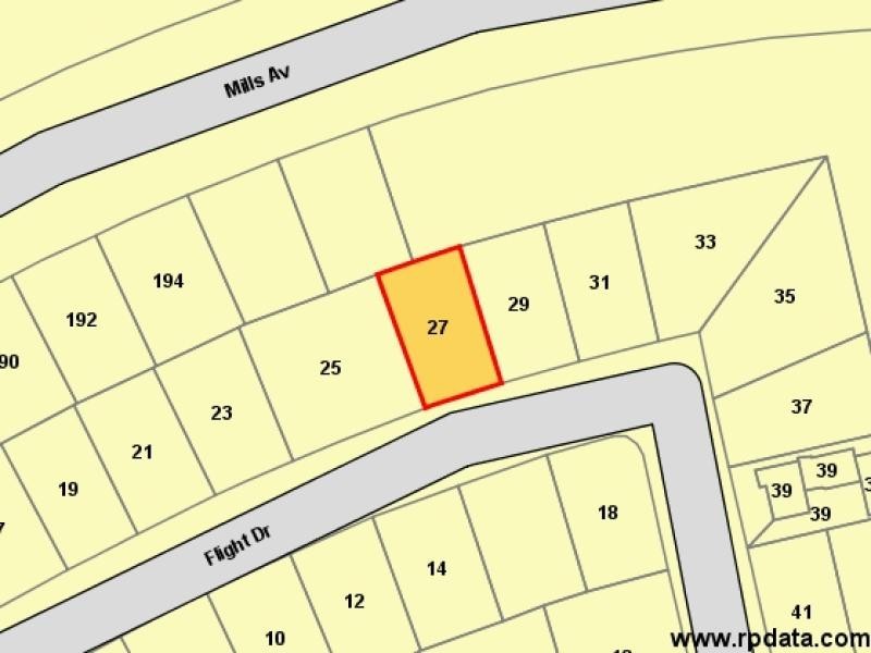 27 Flight Drive, Moranbah QLD 4744