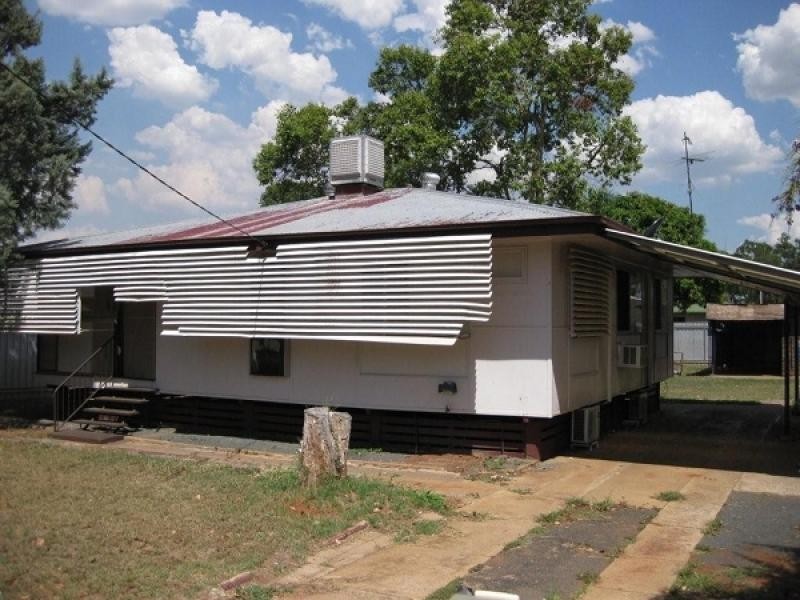 18 Forrest Drive, Moranbah QLD 4744