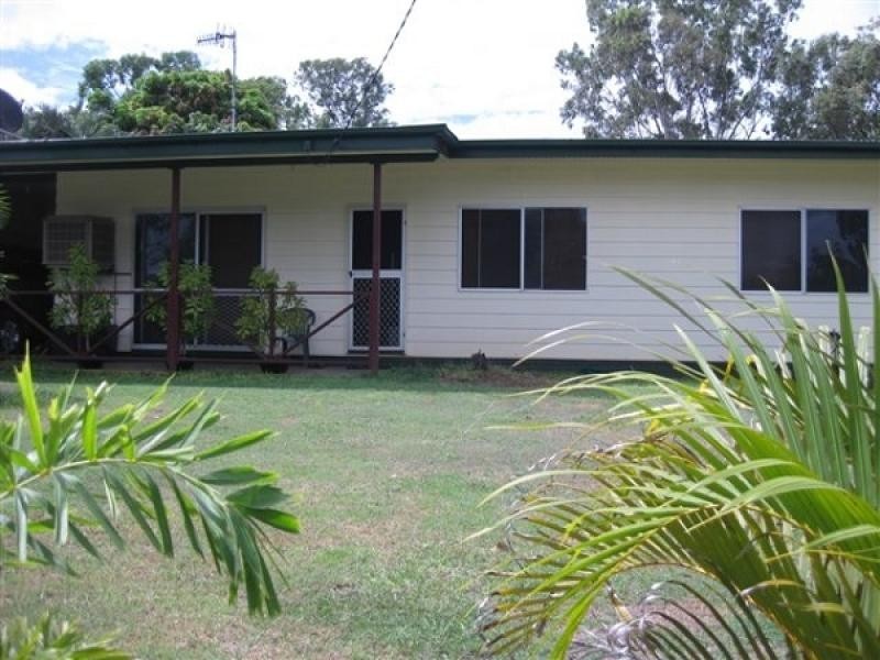 21 Goolagong Crescent, Moranbah QLD 4744