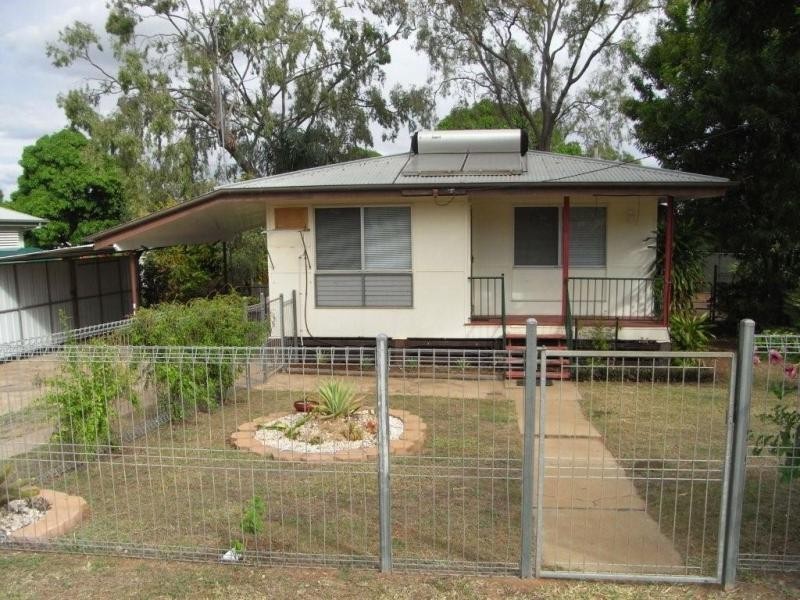 88 MILLS AVENUE, Moranbah QLD 4744