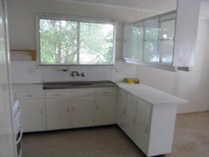 88 MILLS AVENUE, Moranbah QLD 4744