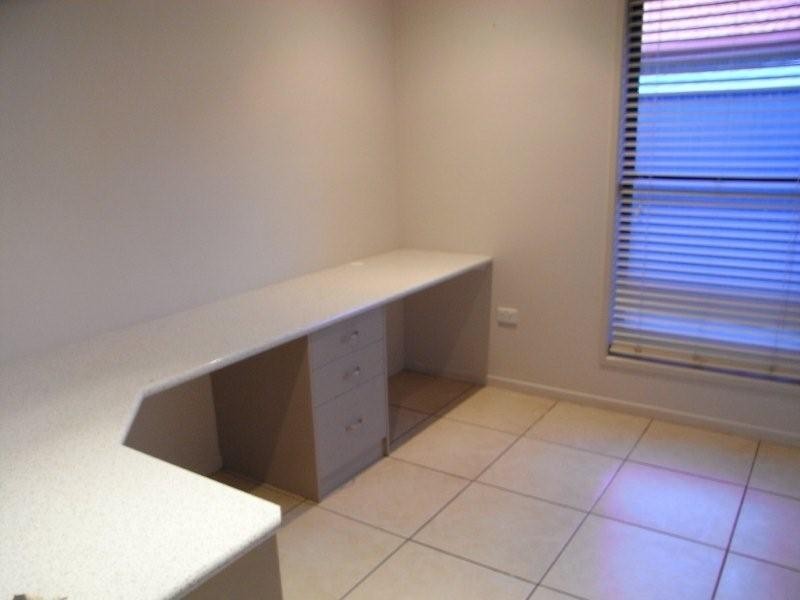 37 Flight Drive, Moranbah QLD 4744