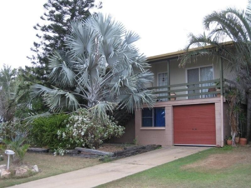 17 Wickham Street, Moranbah QLD 4744