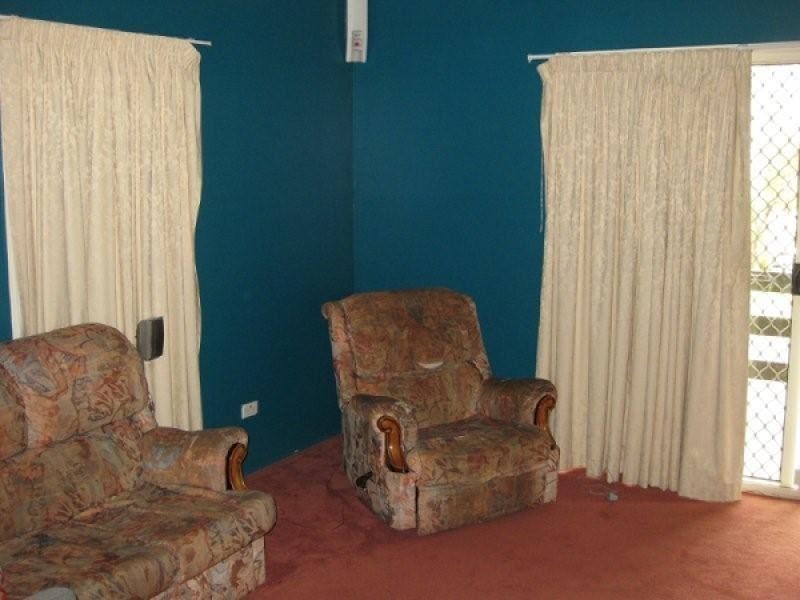 17 Wickham Street, Moranbah QLD 4744