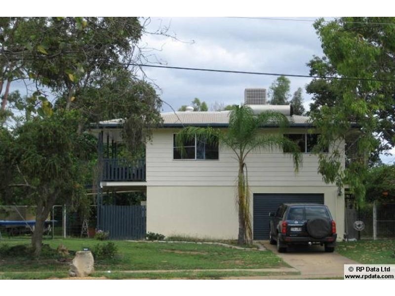 186 Mills Avenue, Moranbah QLD 4744