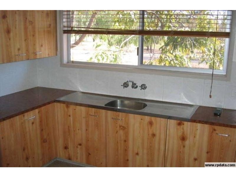 186 Mills Avenue, Moranbah QLD 4744