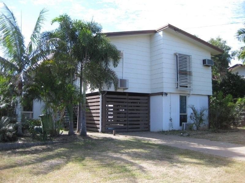 61 CUTHBERT STREET, Moranbah QLD 4744