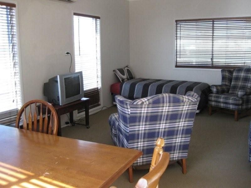 9 Wickham Street, Moranbah QLD 4744