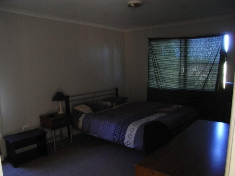 8 NEY STREET, Moranbah QLD 4744