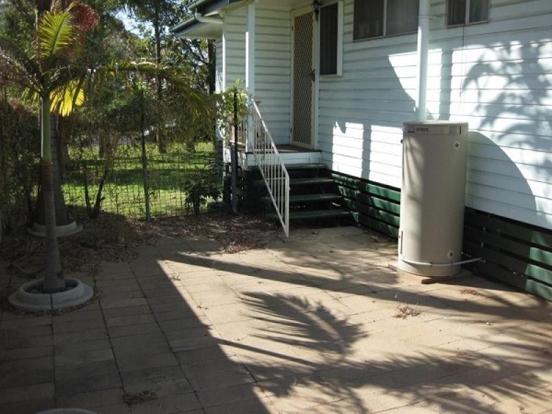 17 Kennedy Drive, Moranbah QLD 4744