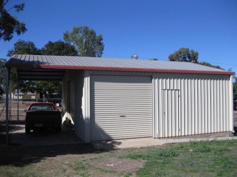 14 Lawrence Street, Moranbah QLD 4744