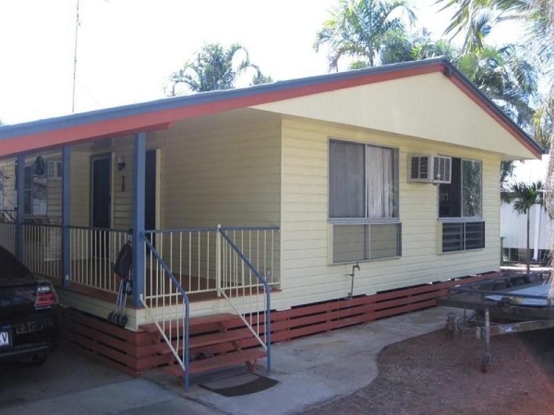 30 Kennedy Drive, Moranbah QLD 4744